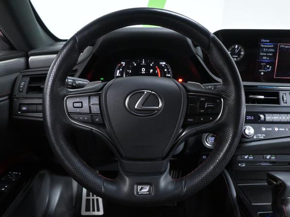 Lexus ES VII Рестайлинг с пробегом 2022 года, цена 4 800 000 рублей, 30400 км, седан, Автокод Объявления