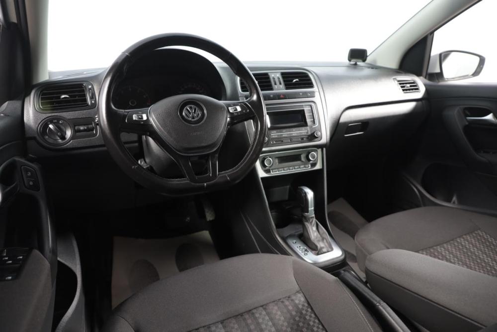 Volkswagen Polo V Рестайлинг Новосибирск  - изображение 8