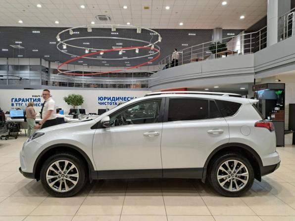 Toyota RAV4 IV (XA40) Рестайлинг с пробегом 2018 года, цена 2 050 000 рублей, 263359 км, внедорожник, Автокод Объявления