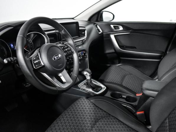 Kia Ceed III с пробегом 2019 года, цена 1 598 960 рублей, 137000 км, универсал, Автокод Объявления