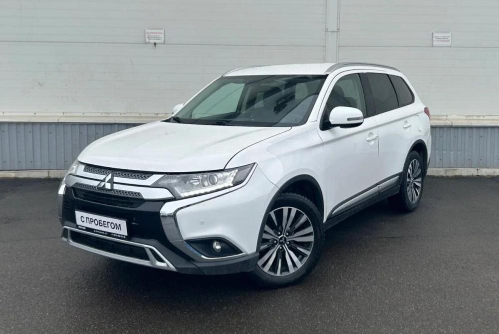 Mitsubishi Outlander III Рестайлинг 3 Санкт-Петербург  - изображение 1
