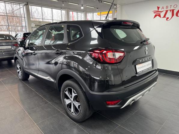 Renault Kaptur I Рестайлинг с пробегом 2021 года, цена 1 548 000 рублей, 94563 км, внедорожник, Автокод Объявления