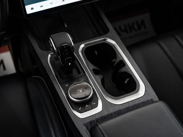 Jaecoo J7 I с пробегом 2024 года, цена 2 340 000 рублей, 23500 км, внедорожник, Автокод Объявления