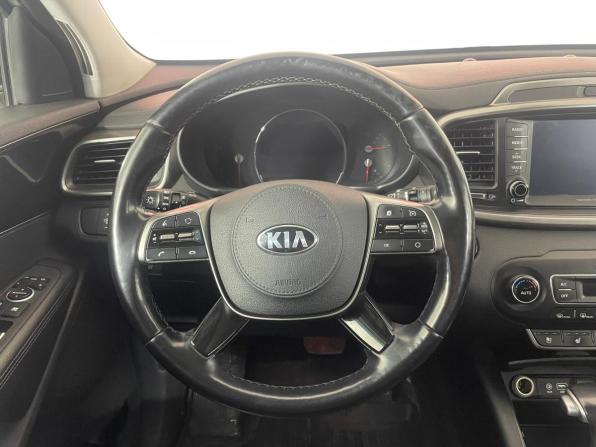 Kia Sorento III Prime Рестайлинг с пробегом 2018 года, цена 2 642 000 рублей, 144889 км, внедорожник, Автокод Объявления