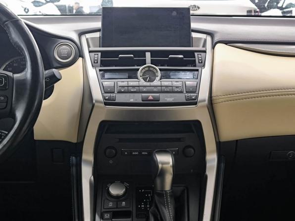 Lexus NX I с пробегом 2016 года, цена 2 870 000 рублей, 82051 км, внедорожник, Автокод Объявления