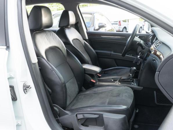 Skoda Superb II Рестайлинг с пробегом 2014 года, цена 1 040 000 рублей, 301587 км, лифтбек, Автокод Объявления