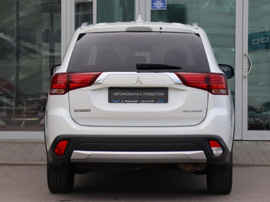 Mitsubishi Outlander III Рестайлинг 2 Санкт-Петербург  - изображение 7