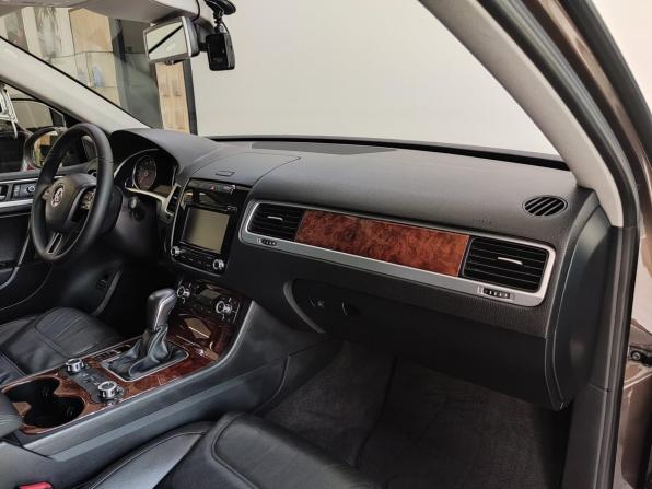 Volkswagen Touareg II с пробегом 2013 года, цена 2 395 000 рублей, 197924 км, внедорожник, Автокод Объявления