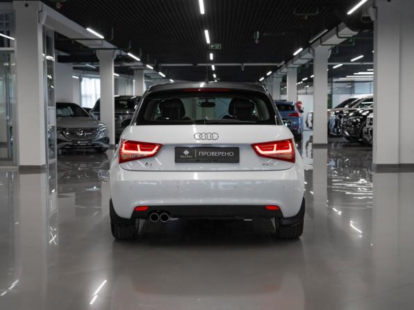 Audi A1 I (8X) с пробегом 2014 года, цена 1 330 000 рублей, 116960 км, хэтчбек, Автокод Объявления
