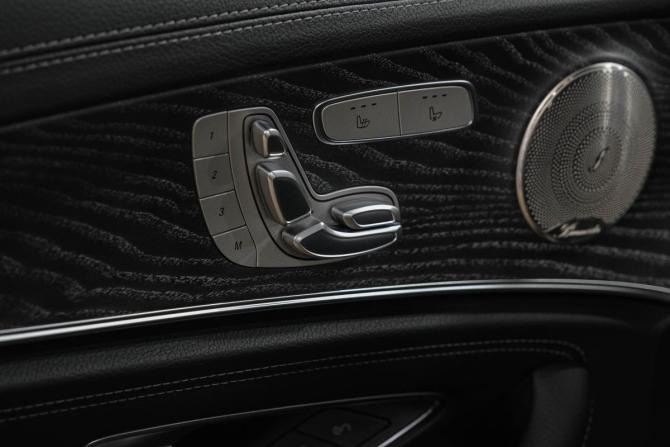 Mercedes-Benz E-Класс V (W213 S213 C238) Рестайлинг с пробегом 2022 года, цена 6 309 000 рублей, 65000 км, седан, Автокод Объявления