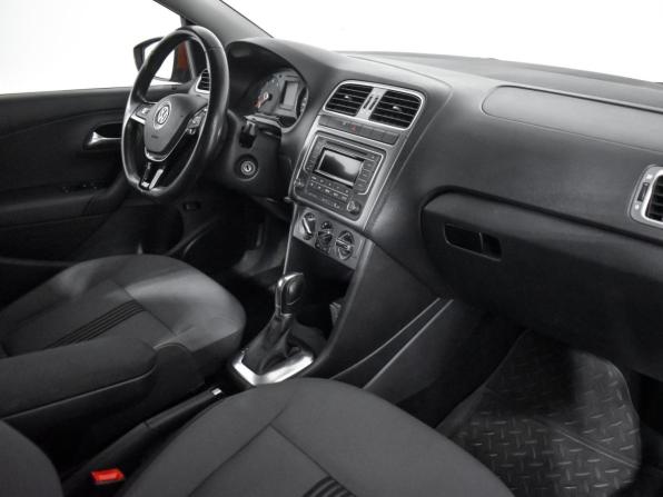 Volkswagen Polo V Рестайлинг с пробегом 2016 года, цена 1 100 000 рублей, 144000 км, седан, Автокод Объявления