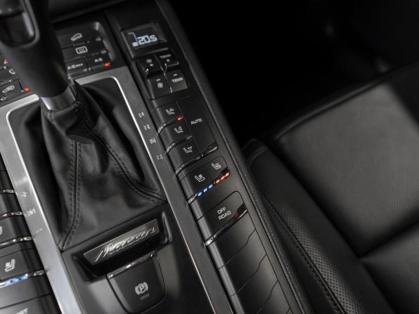 Porsche Macan I с пробегом 2014 года, цена 3 680 000 рублей, 199442 км, внедорожник, Автокод Объявления