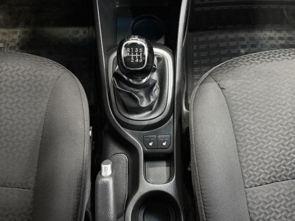 Kia Rio III Рестайлинг с пробегом 2015 года, цена 930 000 рублей, 142176 км, хэтчбек, Автокод Объявления