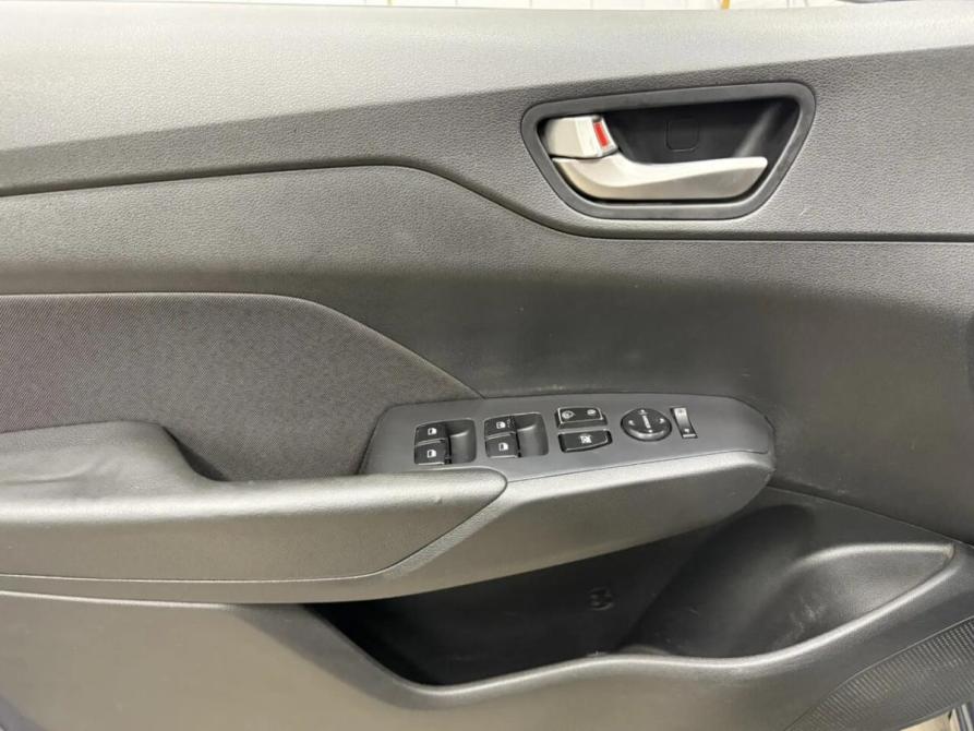 Hyundai Solaris II Набережные Челны  - изображение 6
