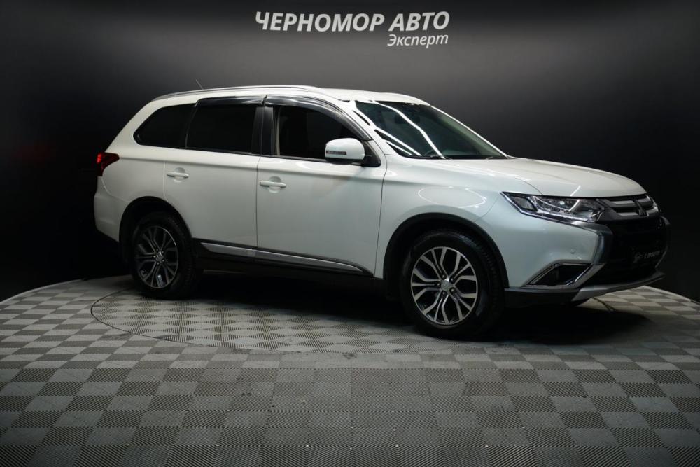 Mitsubishi Outlander III Рестайлинг 2 Крым  - изображение 7