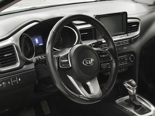 Kia Ceed III с пробегом 2019 года, цена 1 600 000 рублей, 92589 км, универсал, Автокод Объявления