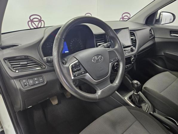 Hyundai Solaris II Рестайлинг с пробегом 2020 года, цена 1 255 000 рублей, 78741 км, седан, Автокод Объявления