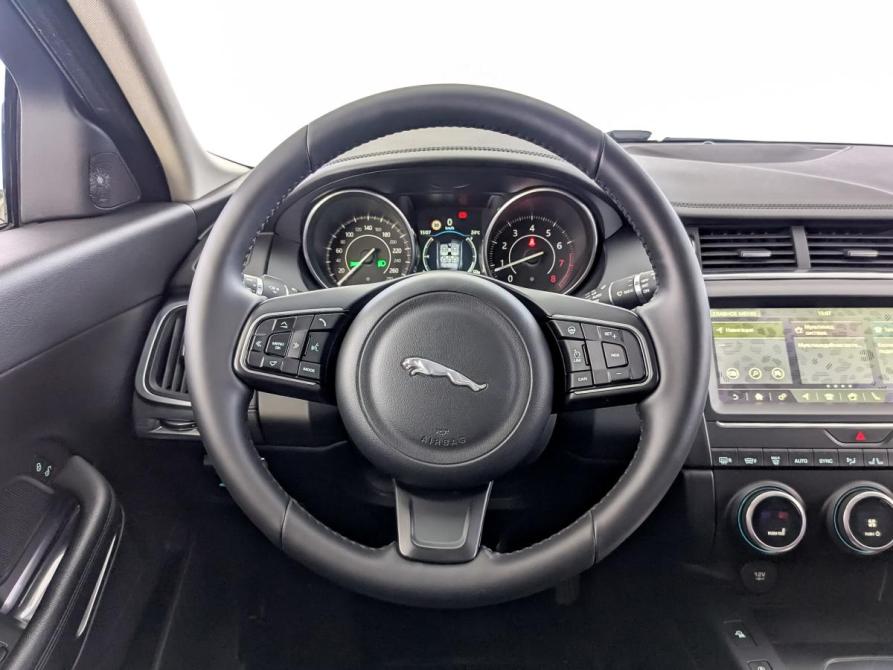 Jaguar E-Pace I Москва  - изображение 21