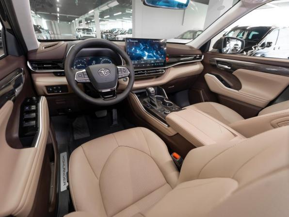 Toyota Highlander IV (XU70) с пробегом 2026 года, цена 5 900 000 рублей, 40 км, внедорожник, Автокод Объявления