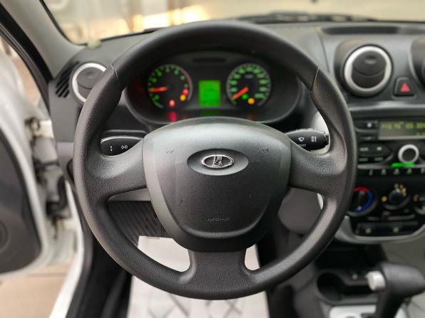 Lada (ВАЗ) Granta I с пробегом 2018 года, цена 865 000 рублей, 31186 км, седан, Автокод Объявления