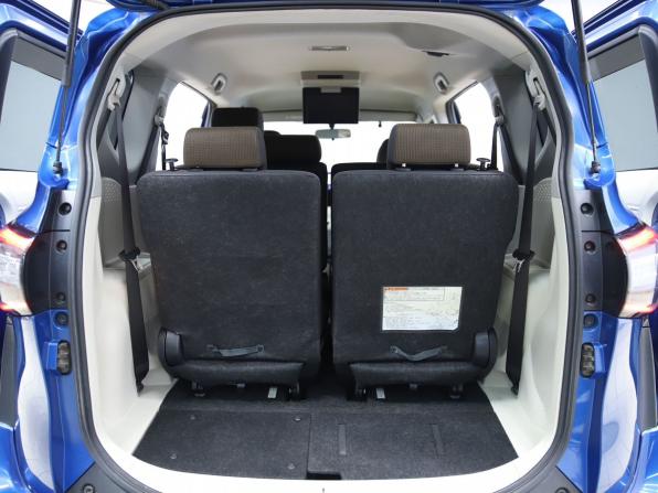 Toyota Sienta II с пробегом 2015 года, цена 1 230 000 рублей, 117442 км, компактвэн, Автокод Объявления