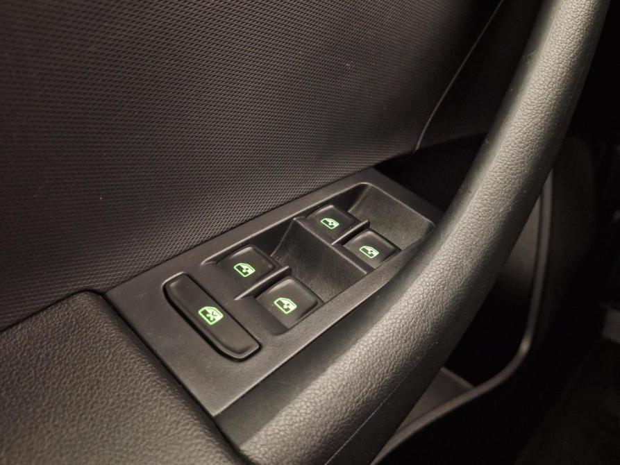 Skoda Rapid I Рестайлинг Псков  - изображение 16