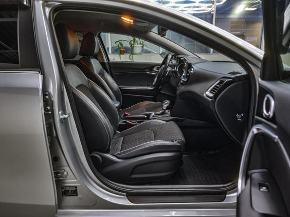 Kia Ceed III с пробегом 2019 года, цена 1 599 000 рублей, 89000 км, хэтчбек, Автокод Объявления