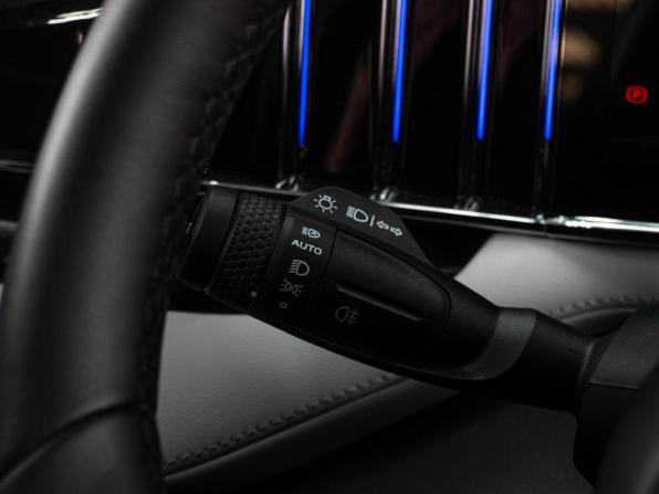 Geely Atlas II с пробегом 2024 года, цена 3 099 000 рублей, 19099 км, внедорожник, Автокод Объявления