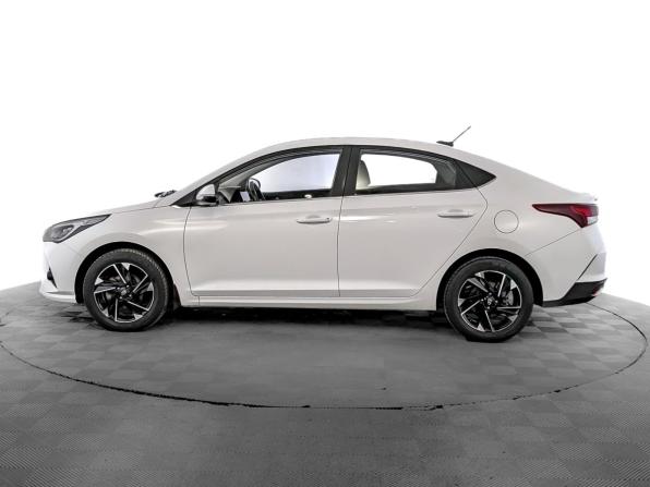 Hyundai Solaris II Рестайлинг с пробегом 2021 года, цена 1 595 000 рублей, 82735 км, седан, Автокод Объявления