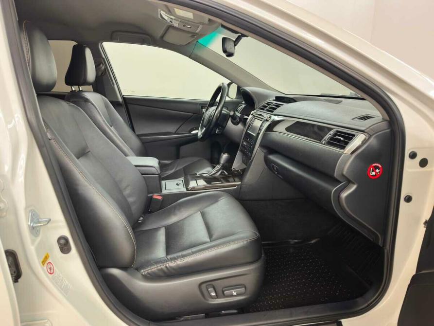 Toyota Camry VII (XV50) Рестайлинг Москва  - изображение 12