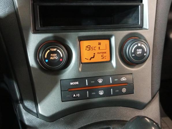 Kia Carens II (UN) с пробегом 2007 года, цена 480 000 рублей, 371399 км, минивэн, Автокод Объявления