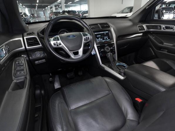 Ford Explorer V с пробегом 2014 года, цена 2 280 000 рублей, 100042 км, внедорожник, Автокод Объявления