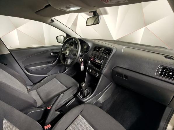 Volkswagen Polo V с пробегом 2011 года, цена 543 000 рублей, 275715 км, седан, Автокод Объявления