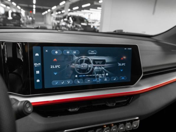 Geely Coolray I Рестайлинг с пробегом 2023 года, цена 2 160 000 рублей, 15903 км, внедорожник, Автокод Объявления