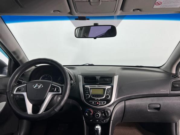 Hyundai Solaris I с пробегом 2012 года, цена 485 000 рублей, 236000 км, седан, Автокод Объявления