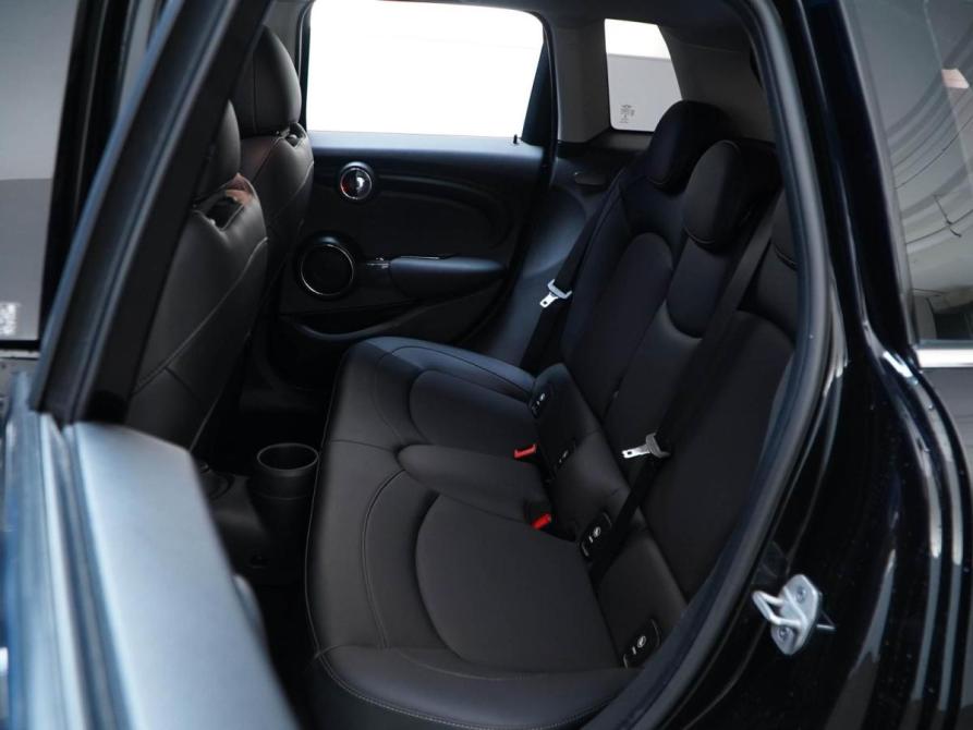 Mini Hatch III (F55/F56) Рестайлинг Москва  - изображение 9