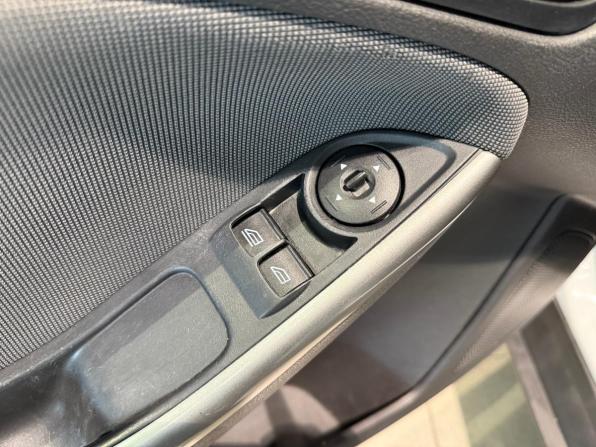 Ford Focus III с пробегом 2014 года, цена 715 000 рублей, 209777 км, универсал, Автокод Объявления