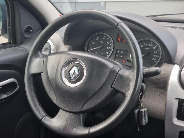 Renault Logan I Рестайлинг с пробегом 2011 года, цена 479 000 рублей, 146877 км, седан, Автокод Объявления