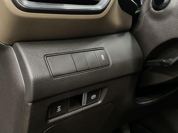 Hyundai Santa Fe IV Рестайлинг с пробегом 2022 года, цена 4 149 000 рублей, 21600 км, внедорожник, Автокод Объявления