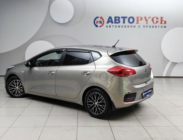 Kia Ceed II Рестайлинг с пробегом 2016 года, цена 1 099 000 рублей, 152456 км, хэтчбек, Автокод Объявления