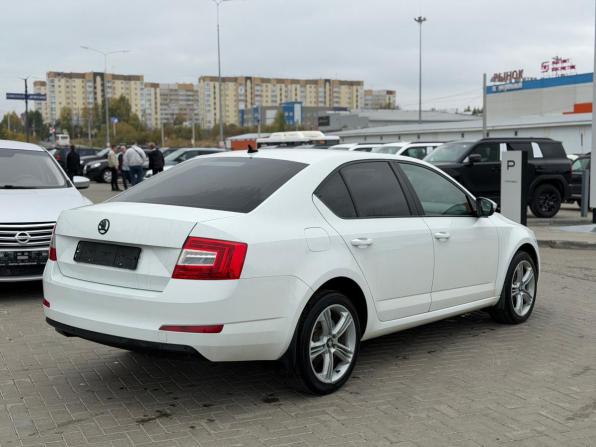 Skoda Octavia III (A7) с пробегом 2016 года, цена 1 350 000 рублей, 195603 км, лифтбек, Автокод Объявления
