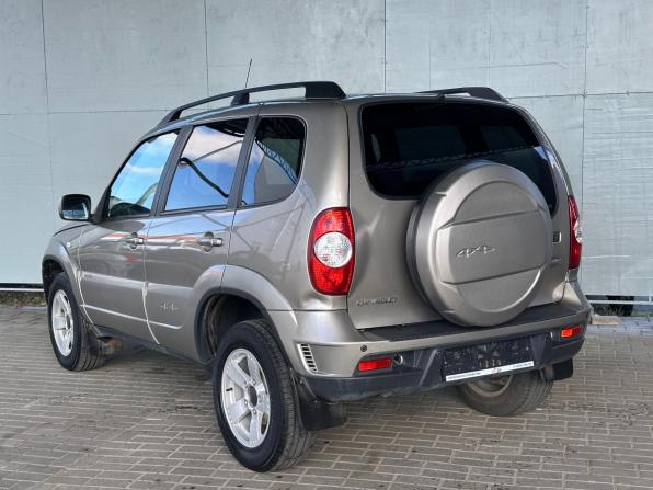 Chevrolet Niva I Рестайлинг с пробегом 2018 года, цена 811 000 рублей, 78000 км, внедорожник, Автокод Объявления