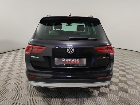 Volkswagen Tiguan II с пробегом 2019 года, цена 2 475 000 рублей, 108577 км, внедорожник, Автокод Объявления