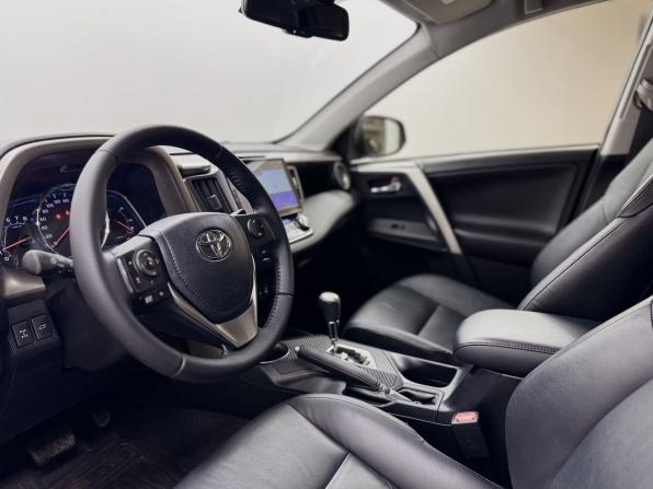 Toyota RAV4 IV (XA40) с пробегом 2013 года, цена 2 200 000 рублей, 111260 км, внедорожник, Автокод Объявления