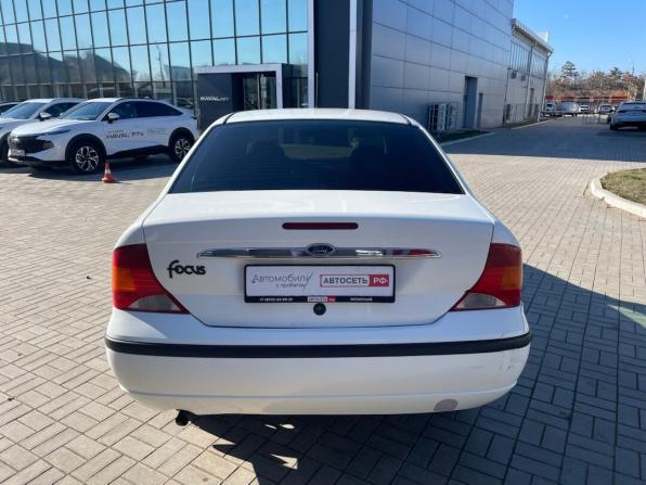 Ford Focus I Рестайлинг с пробегом 2004 года, цена 259 900 рублей, 275726 км, седан, Автокод Объявления