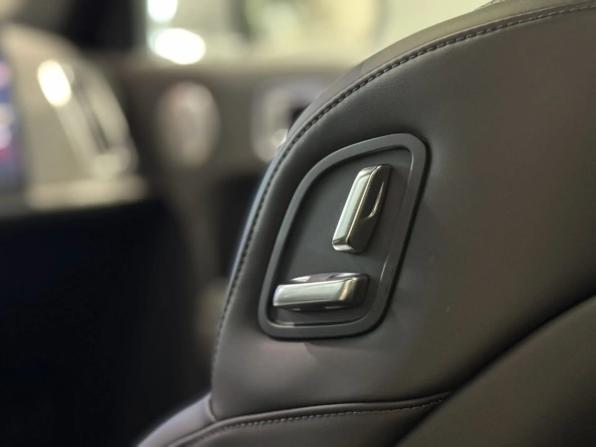 Li Auto (Lixiang) L7 I Рестайлинг с пробегом 2024 года, цена 7 240 000 рублей, 31000 км, внедорожник, Автокод Объявления
