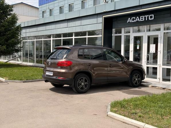 Volkswagen Tiguan I Рестайлинг с пробегом 2015 года, цена 1 499 000 рублей, 86002 км, внедорожник, Автокод Объявления