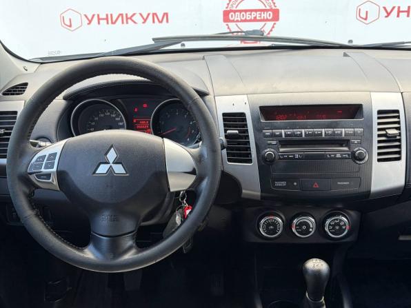 Mitsubishi Outlander II Рестайлинг с пробегом 2010 года, цена 1 049 000 рублей, 255529 км, внедорожник, Автокод Объявления