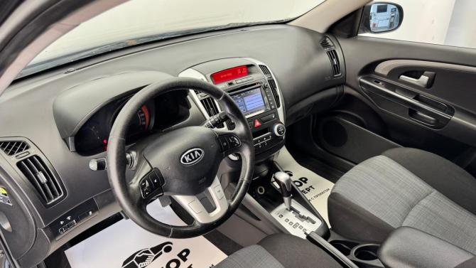 Kia Ceed I Рестайлинг с пробегом 2012 года, цена 705 000 рублей, 239448 км, универсал, Автокод Объявления