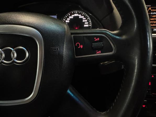 Audi Q5 I (8R) с пробегом 2010 года, цена 849 000 рублей, 280000 км, внедорожник, Автокод Объявления